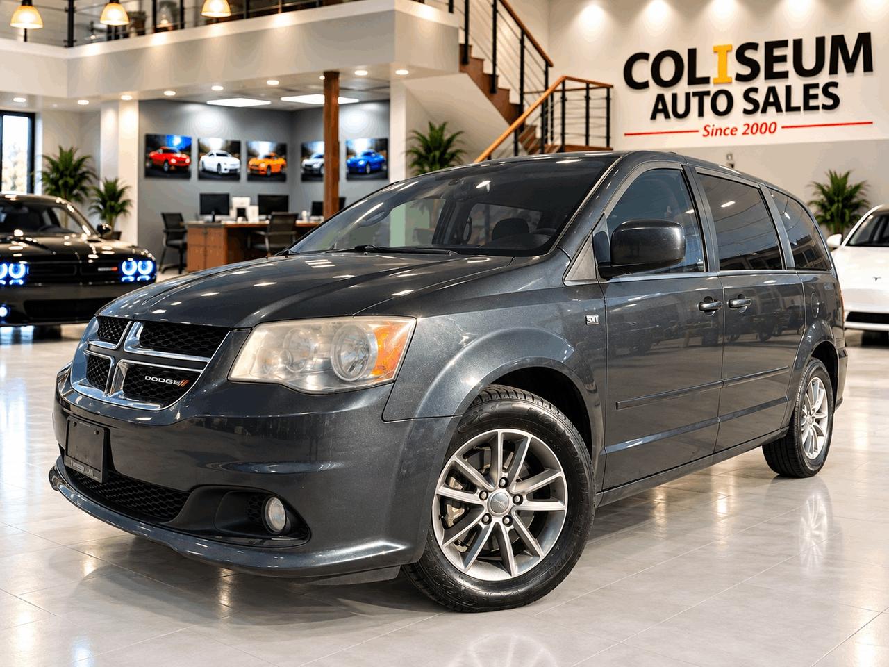 2014 Dodge Grand Caravan SXT 30th Anniversary LEATHER-NAVI-CAM-TV/DVD-P/DOORS-LOADED! Photo