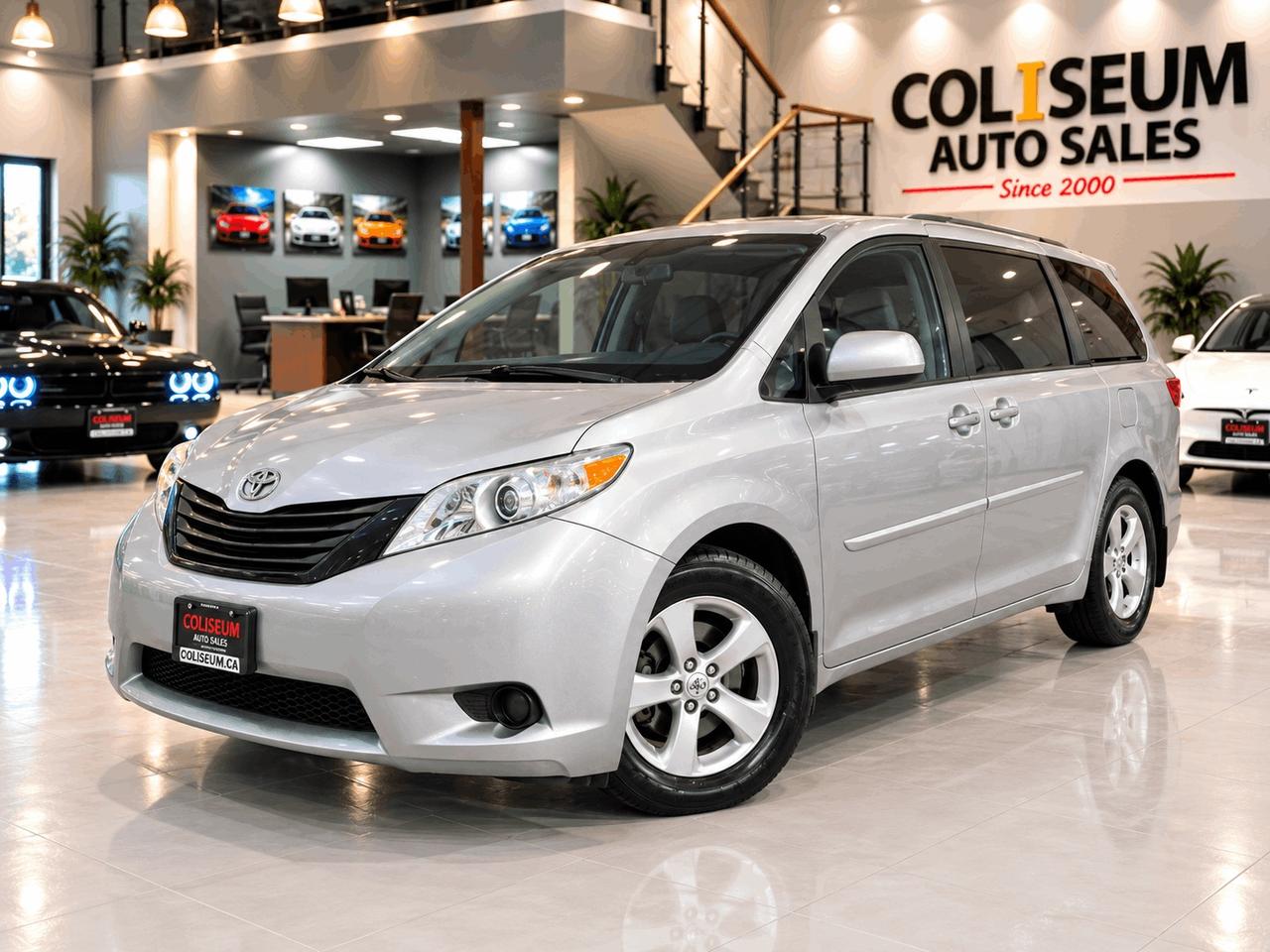 2017 Toyota Sienna ONLY 93,000KM-7 PASSENGER-CAMERA-1 OWNER-NO ACCIDENTS Photo