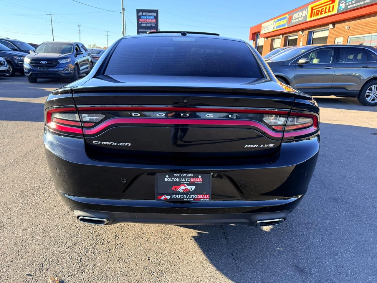 2017 Dodge Charger SXT RALLYE Photo