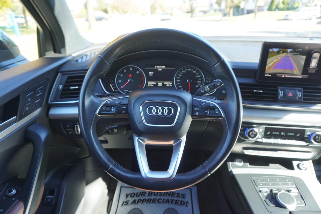 2018 Audi Q5 2.0 TFSI / STUNNING COLOUR COMBO / KOMFORT / QUATTRO Photo