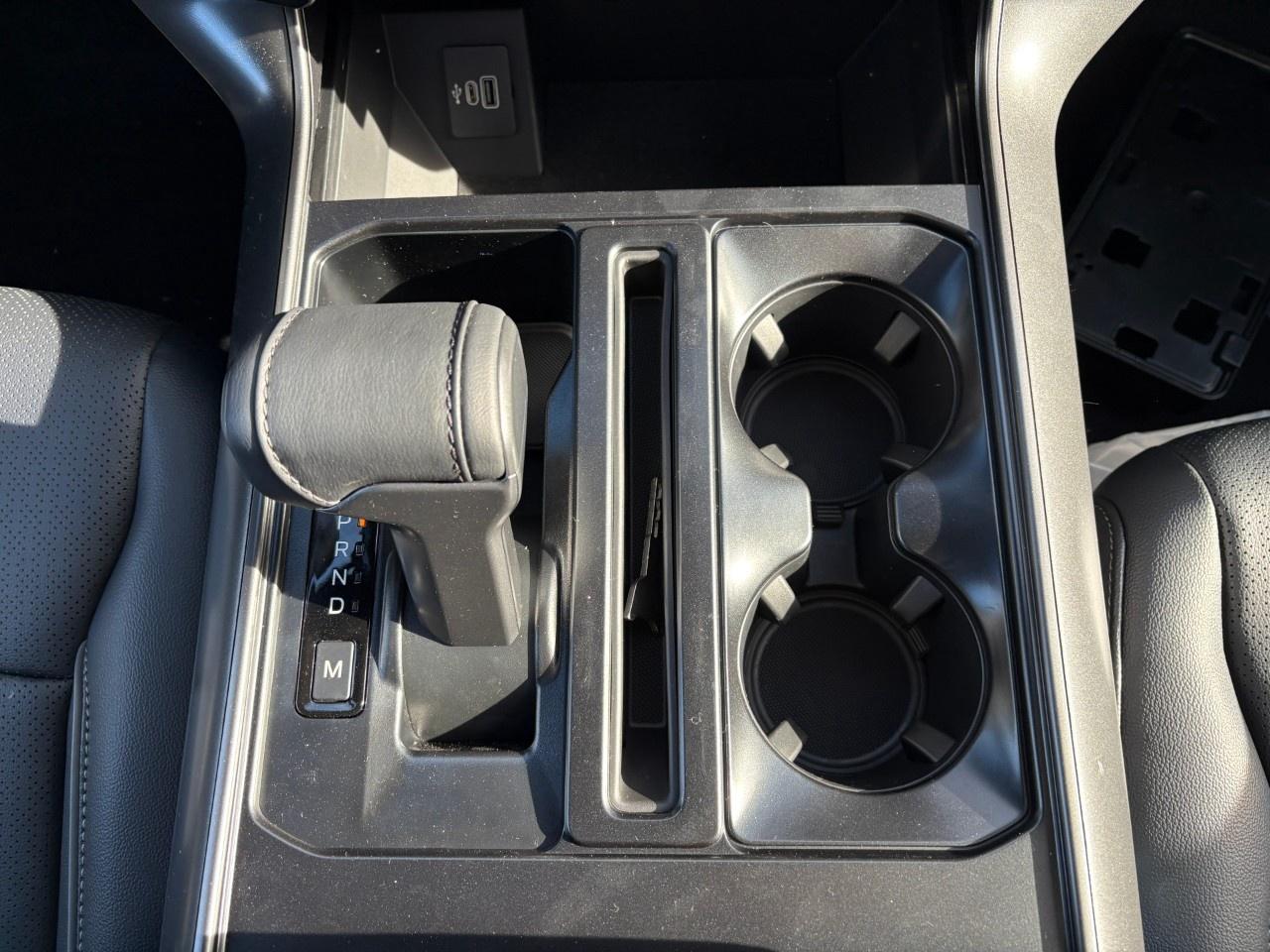 2026 Ford F-150 Lariat 4WD SuperCrew 5.5' Box Photo