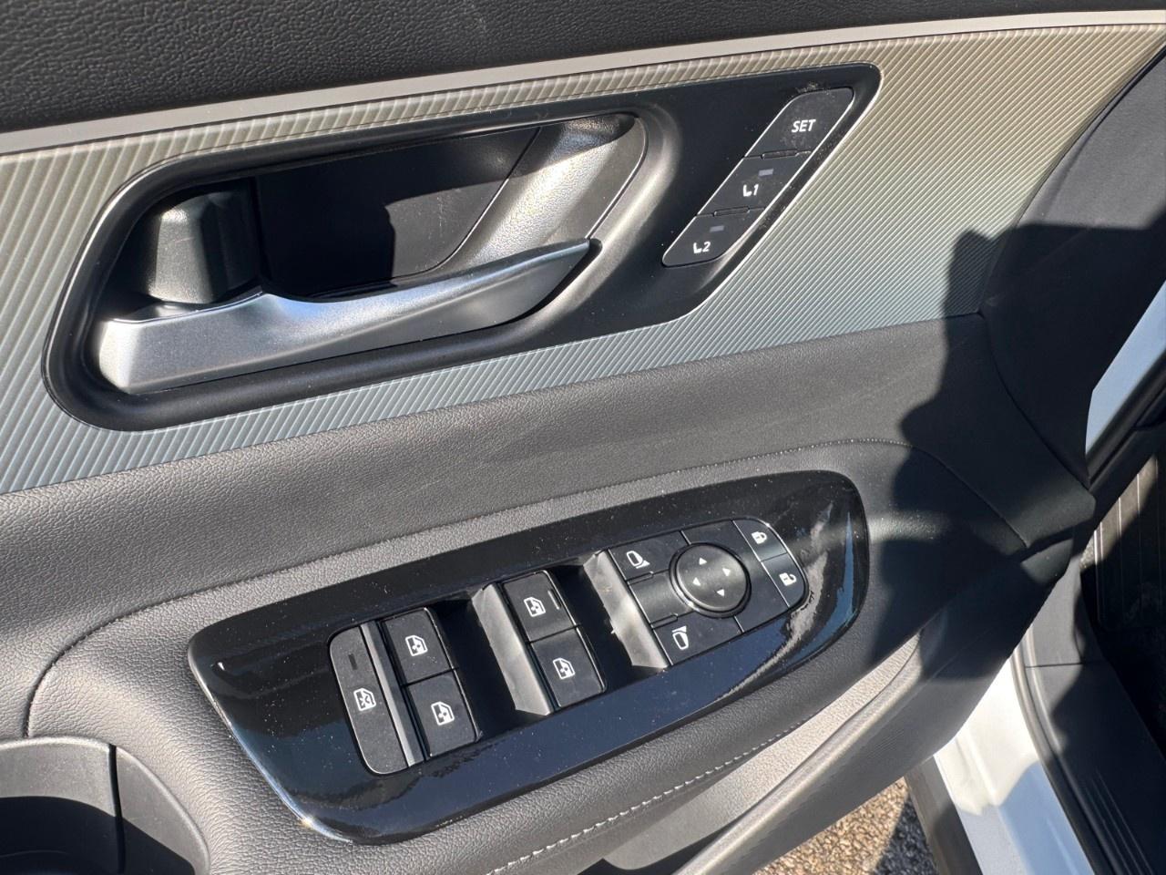 2027 Nissan Murano Dark Armor AWD Photo