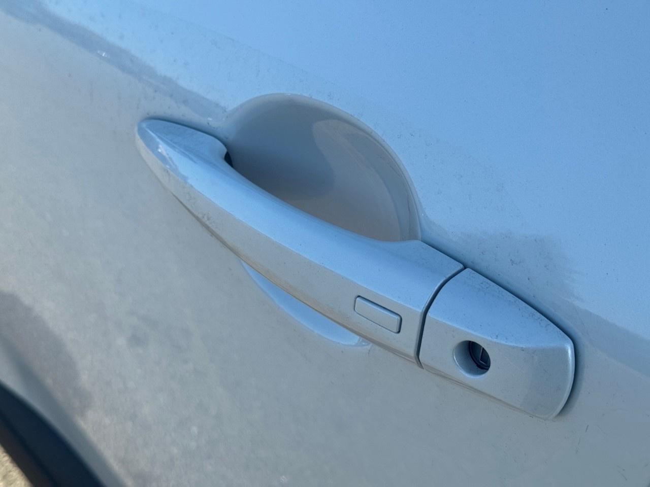 2026 Nissan Rogue AWD SV Moonroof Photo