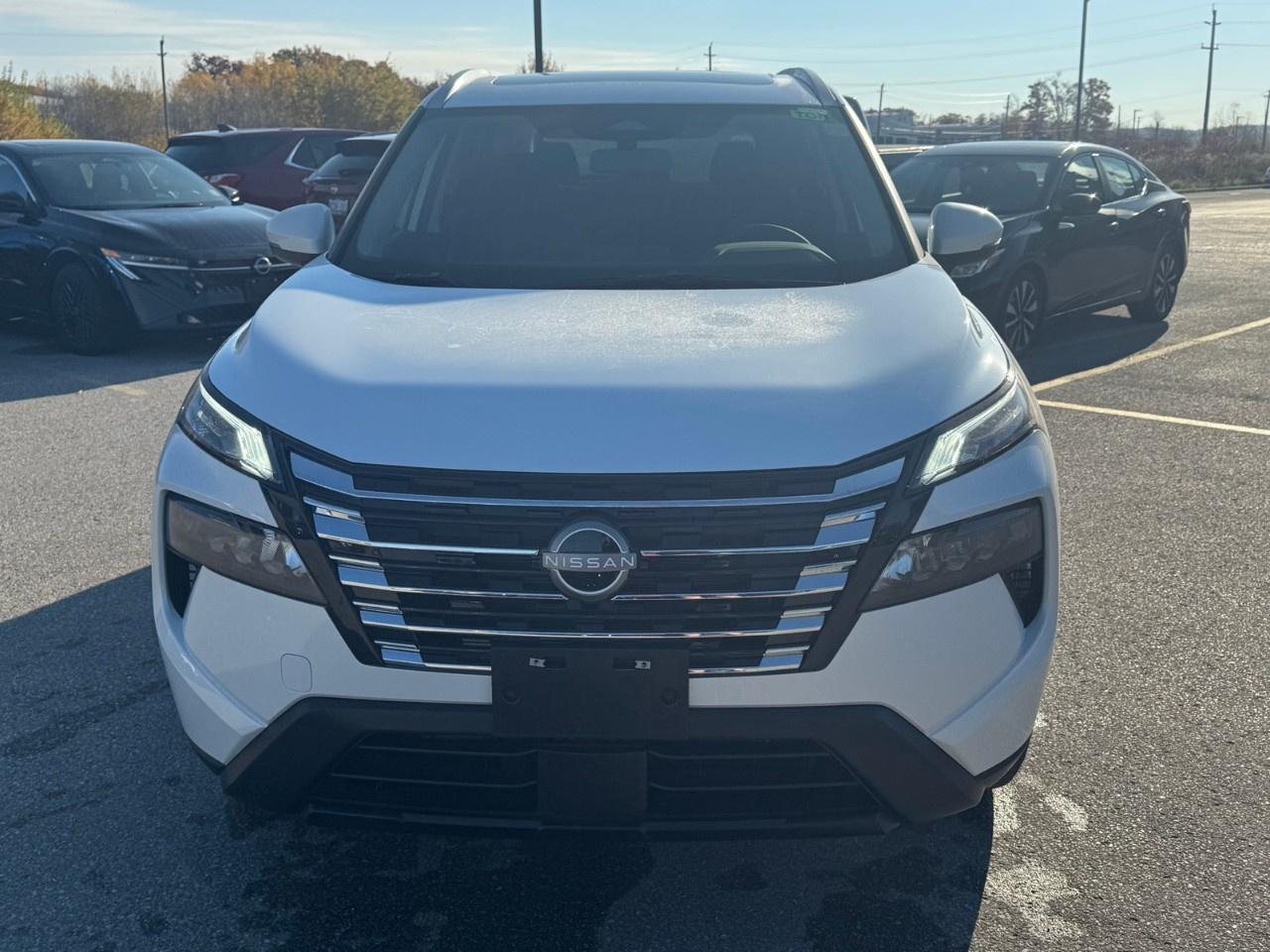 2026 Nissan Rogue AWD SV Moonroof Photo