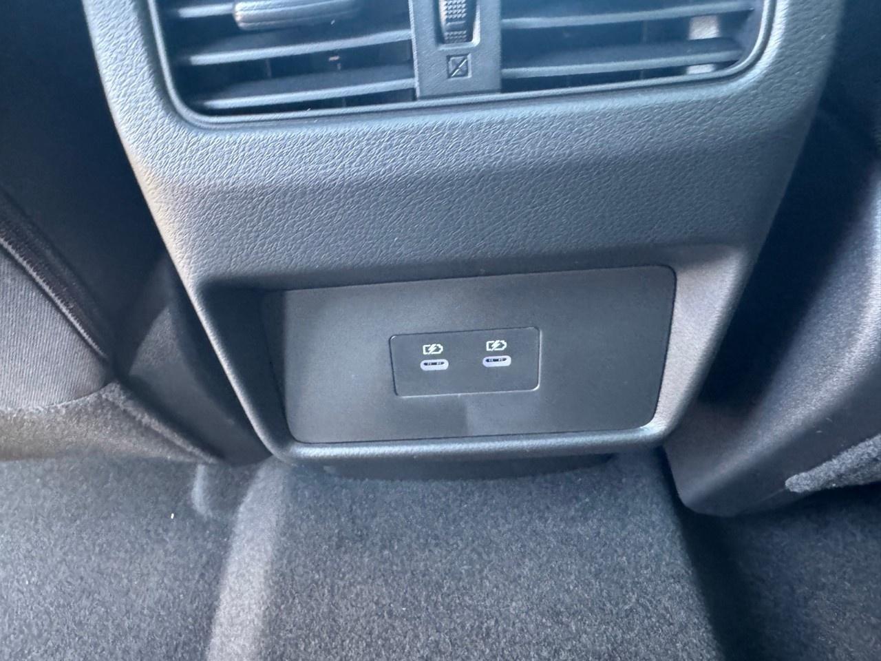 2026 Nissan Rogue AWD SV Moonroof Photo