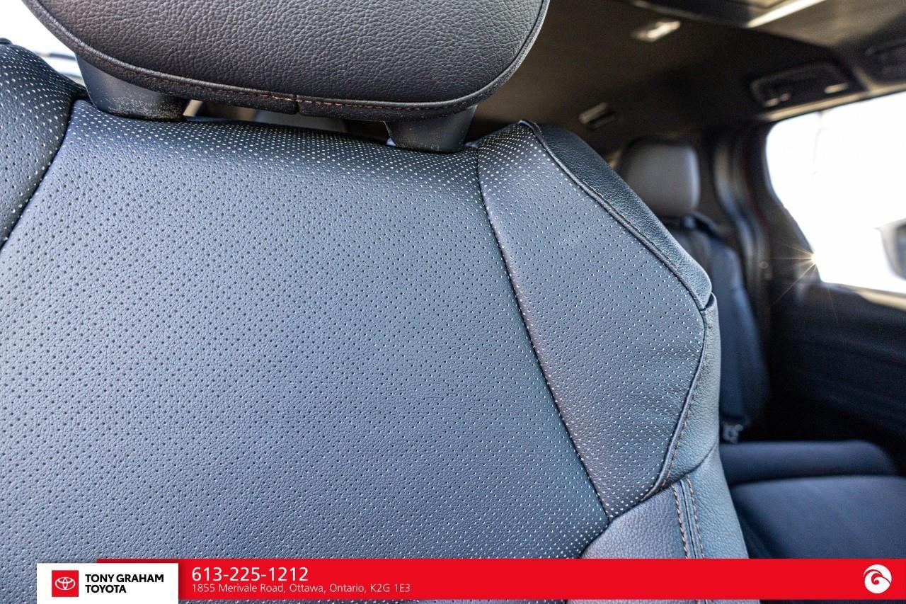 2026 Toyota Sienna XSE 7-Passenger Photo