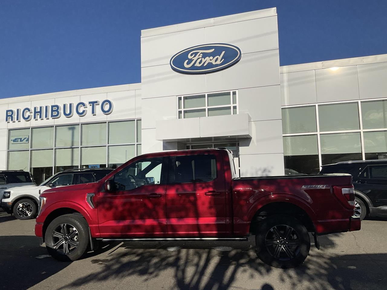 2023 Ford F-150 Lariat Photo3