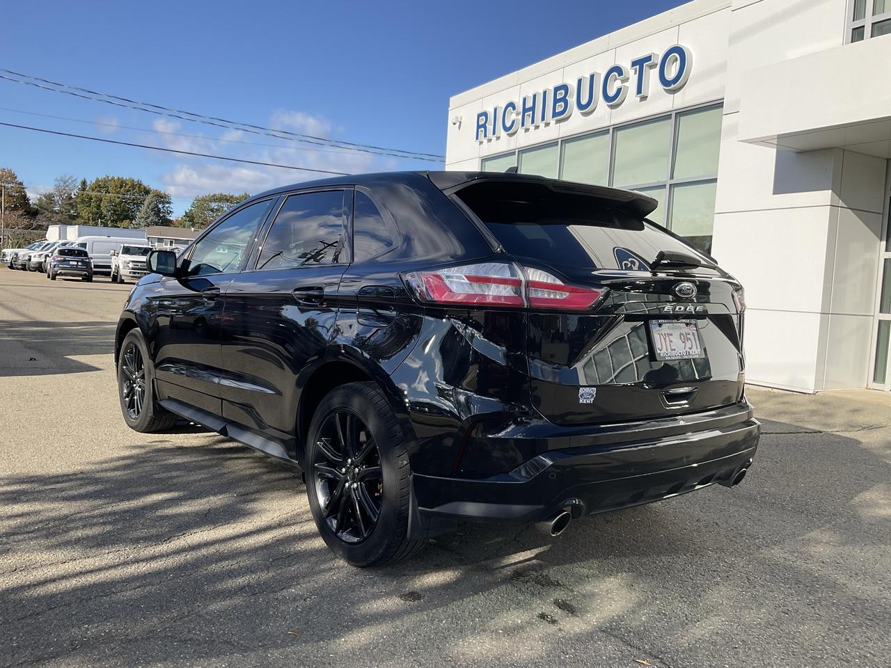 2021 Ford Edge ST Line Photo4