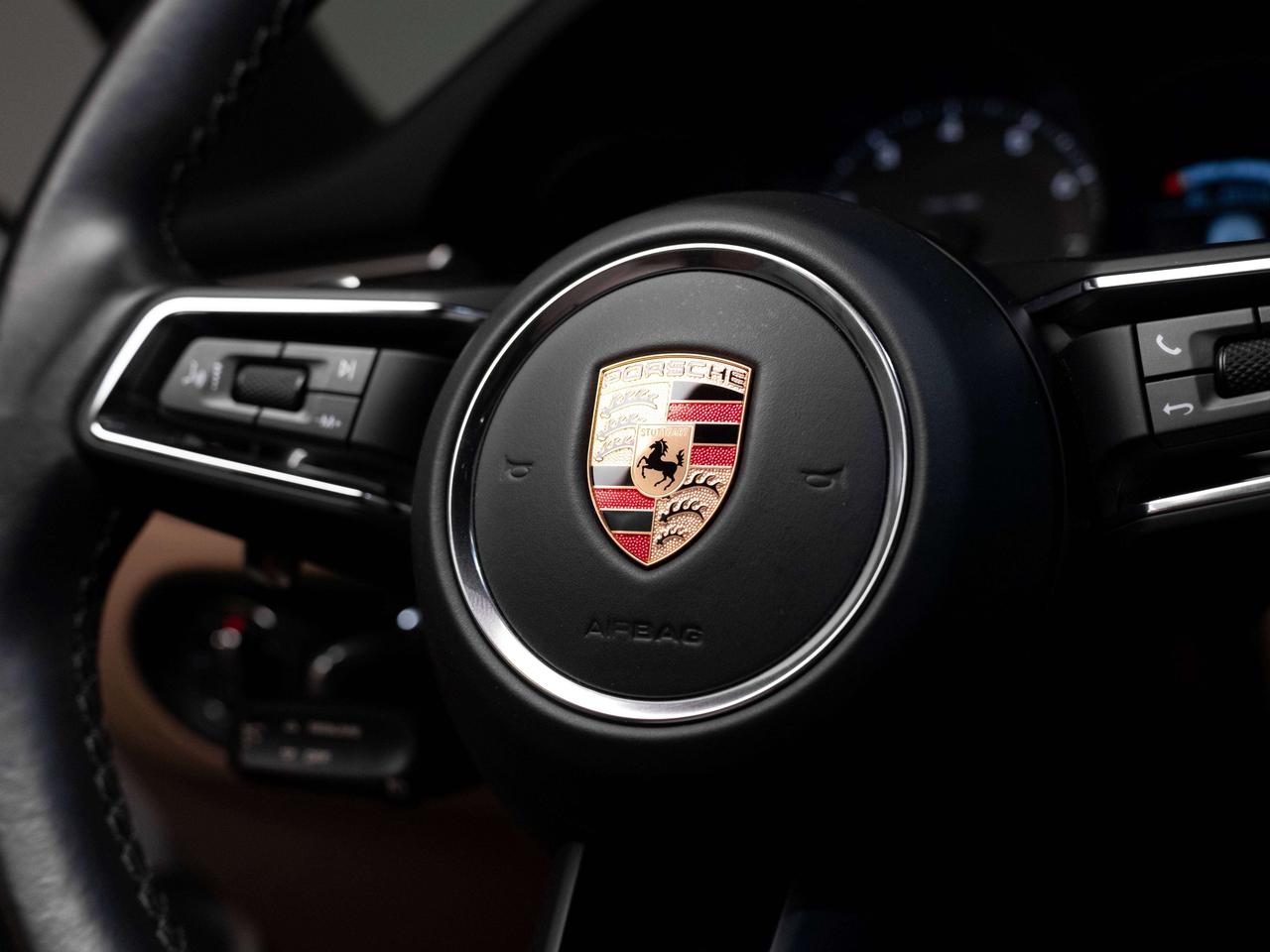 2023 Porsche Macan PREMIUM PLUS | BURMESTER | PANO Photo