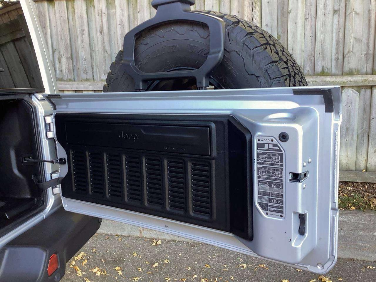 2024 Jeep Wrangler Rubicon X | 35" Tires | Alpine NAV |4.56 Axle |4X4 Photo