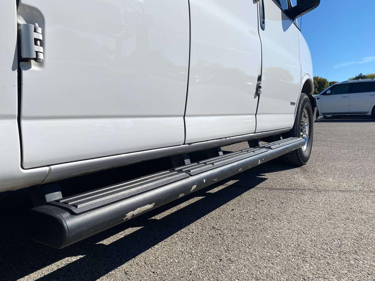 2019 Chevrolet Express Passenger LT, 2.8L DIESEL, CLEAN CARFAX, 12 PASS, BACKUP CAM Photo