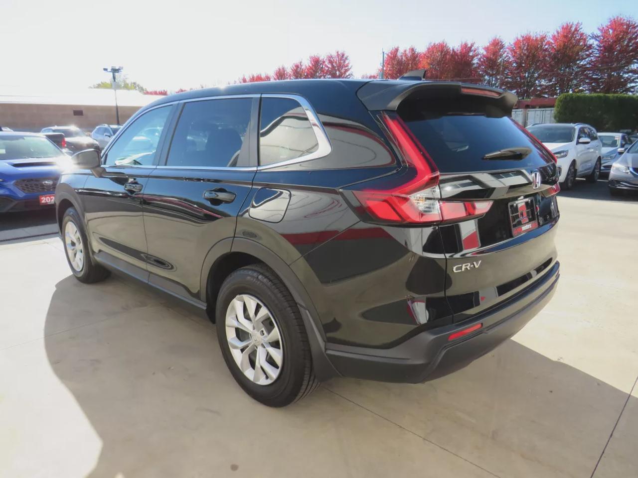 2026 Honda CR-V LX | AWD | Automatic | Low Kms | Alloy Wheels | Heated Seats | Climate Control | Wireless Apple CarPlay & Android Auto | Back-Up Camera Photo2