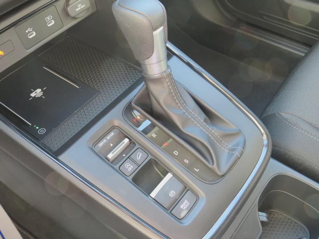 2026 Honda CR-V LX | AWD | Automatic | Low Kms | Alloy Wheels | Heated Seats | Climate Control | Wireless Apple CarPlay & Android Auto | Back-Up Camera Photo
