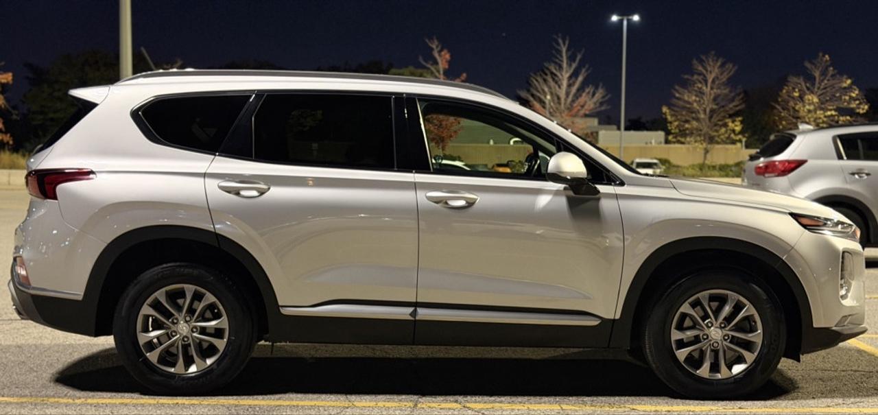 2020 Hyundai Santa Fe 2.4L Essential AWD With Safety Package Photo