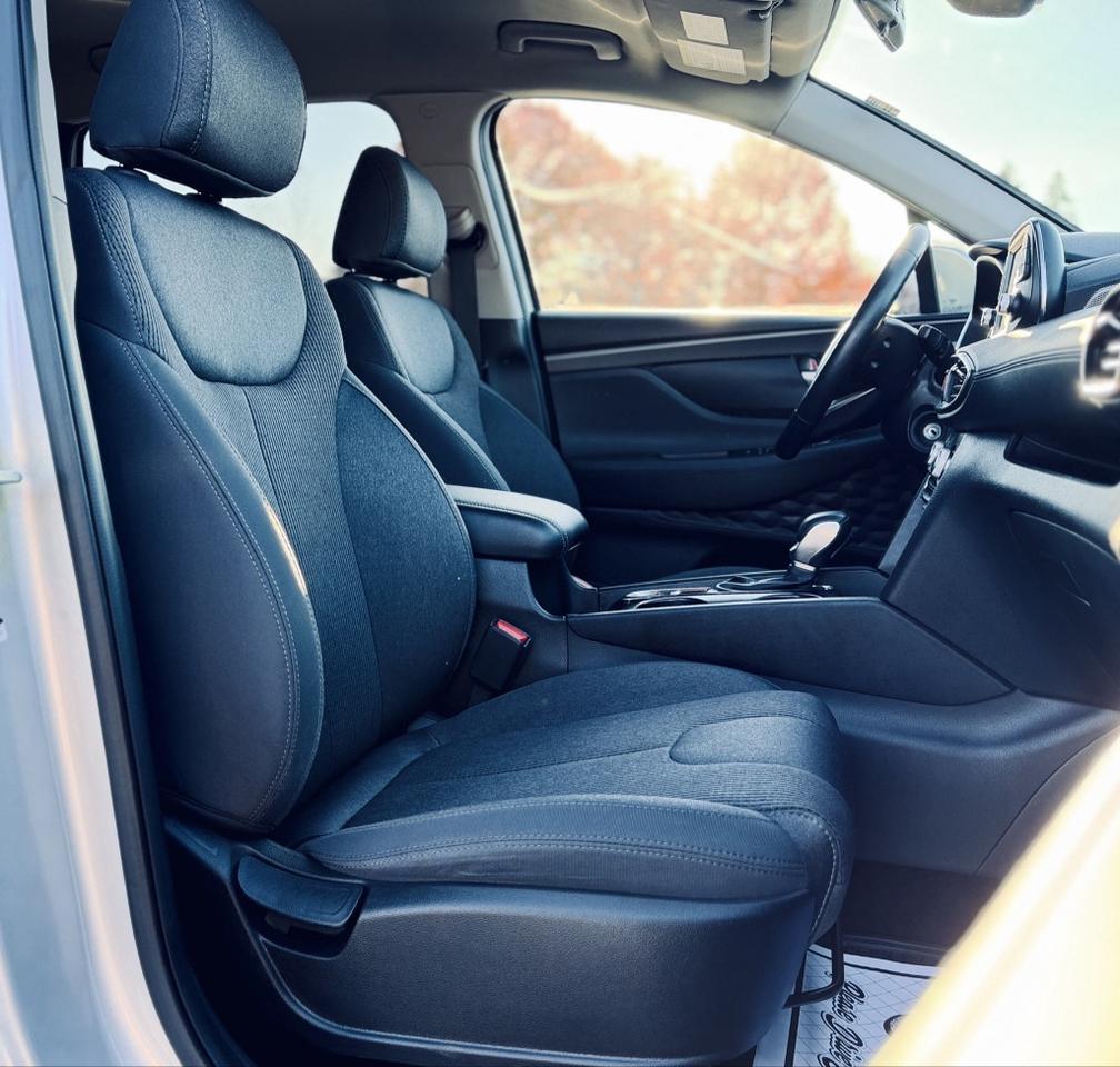 2020 Hyundai Santa Fe 2.4L Essential AWD With Safety Package Photo