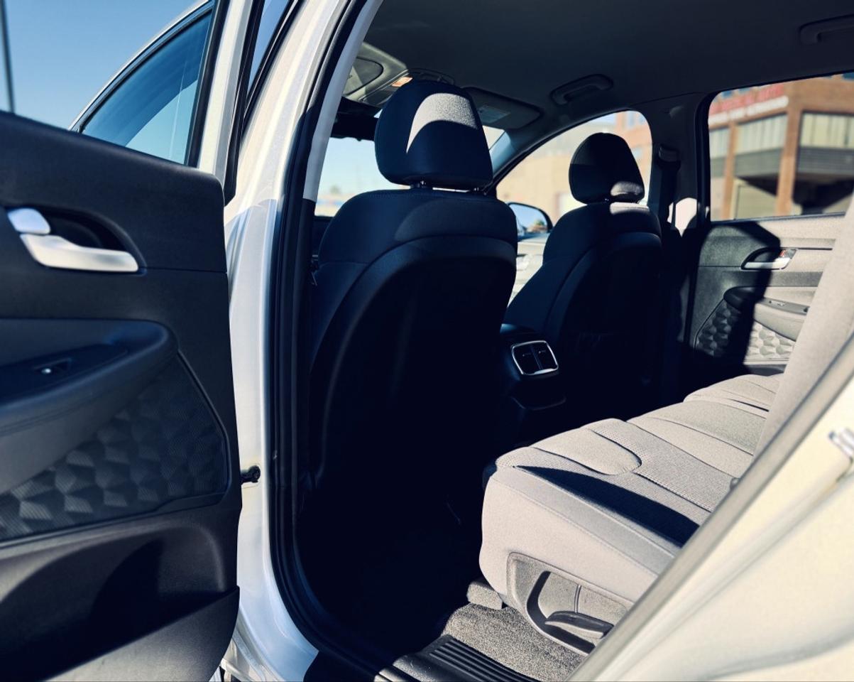 2020 Hyundai Santa Fe 2.4L Essential AWD With Safety Package Photo