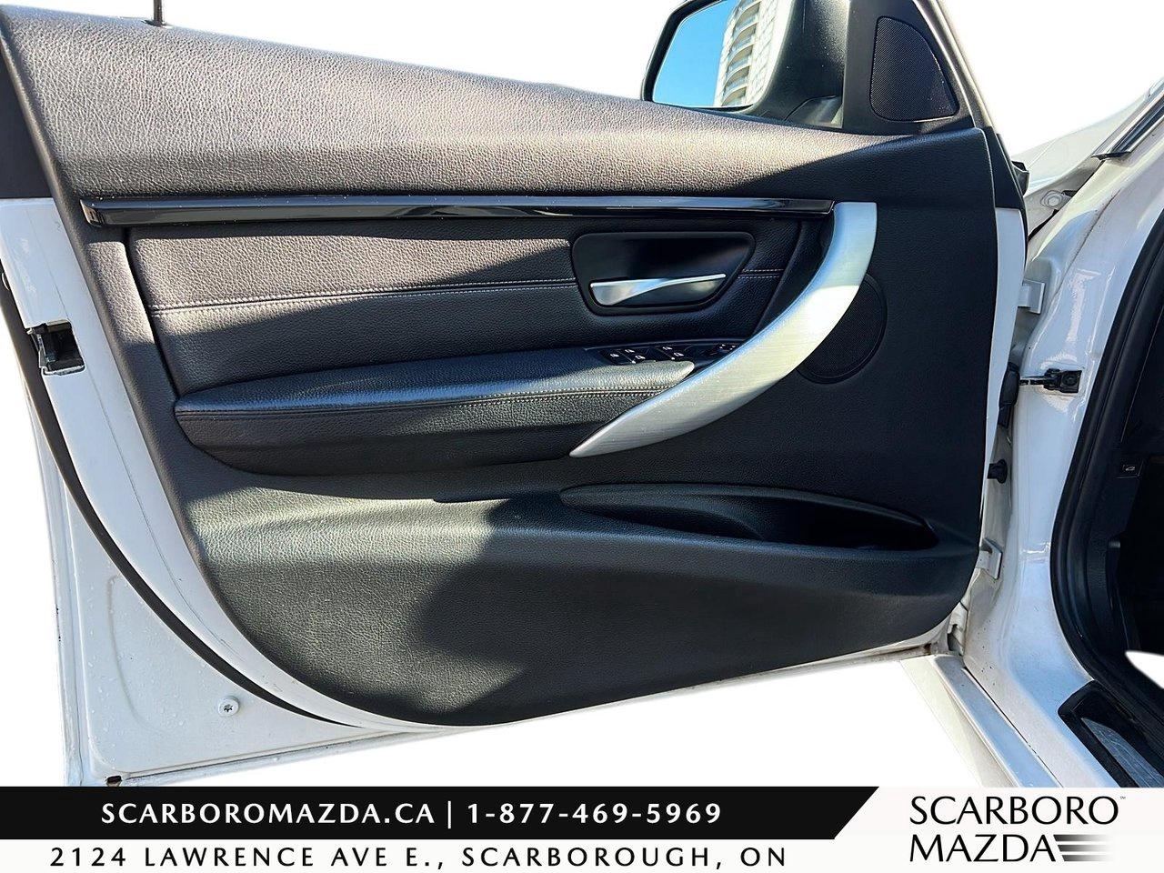 2016 BMW 3 Series 328i xDrive Photo