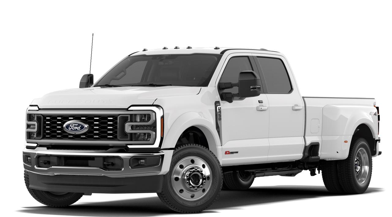 2027 Ford SUPER DUTY F-450 DRW LARIAT Photo0