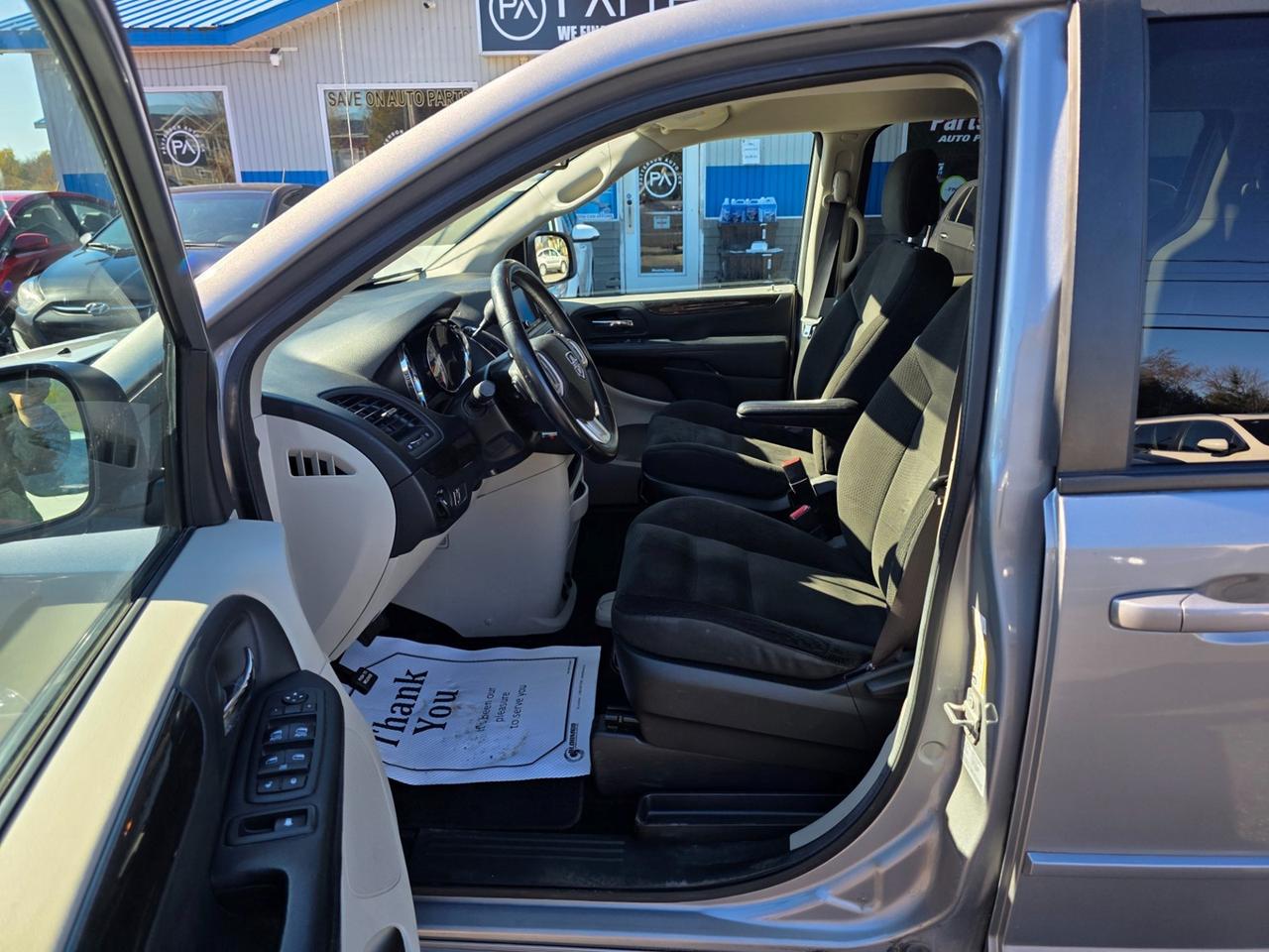 2017 Dodge Grand Caravan SE Plus Photo