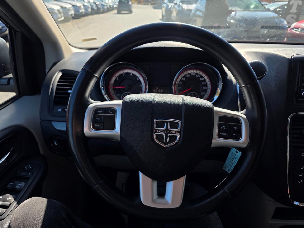 2017 Dodge Grand Caravan SE Plus Photo