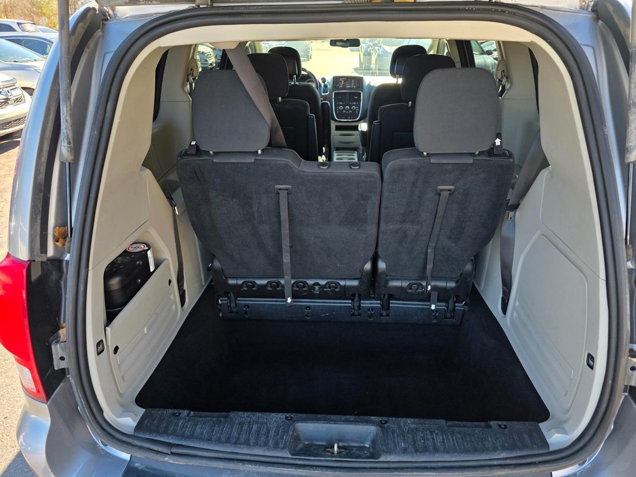 2017 Dodge Grand Caravan SE Plus Photo