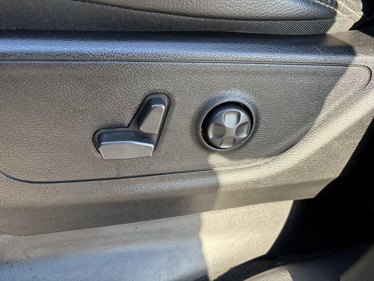 2023 RAM 1500 Sport Crew Cab 5'7 Box 4x4 | No Accident | Ventilated Seats Photo