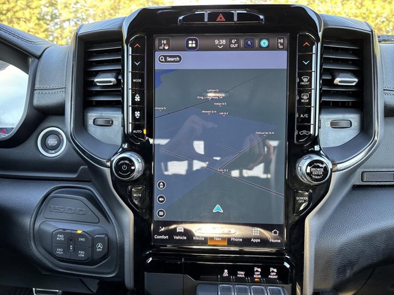2023 RAM 1500 Sport Crew Cab 5'7 Box 4x4 | No Accident | Ventilated Seats Photo