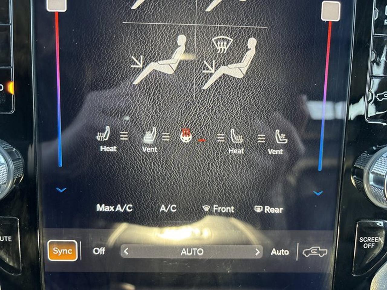 2023 RAM 1500 Sport Crew Cab 5'7 Box 4x4 | No Accident | Ventilated Seats Photo