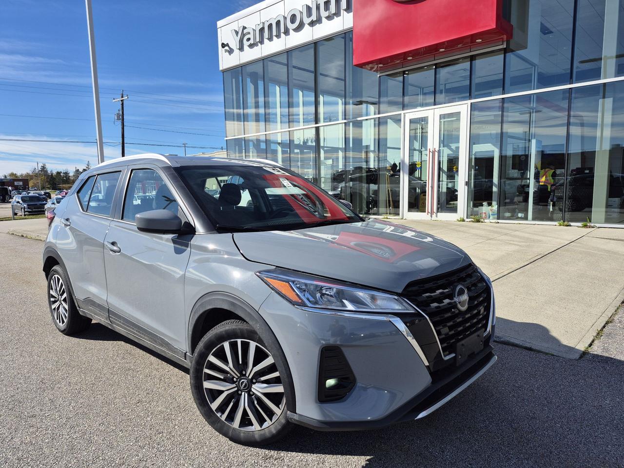 2025 Nissan Kicks Play SV Photo0
