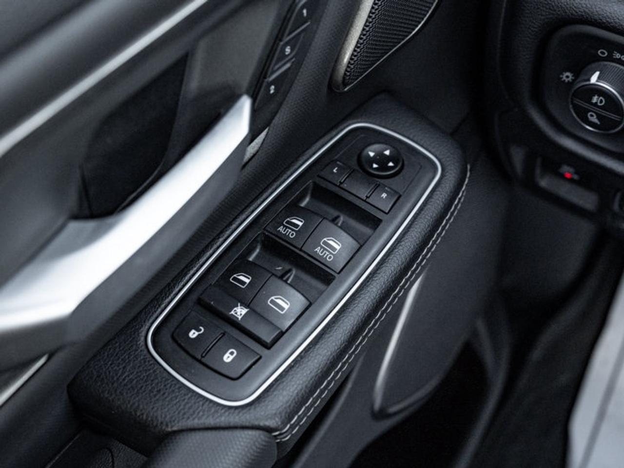 2020 RAM 1500 Rebel Photo