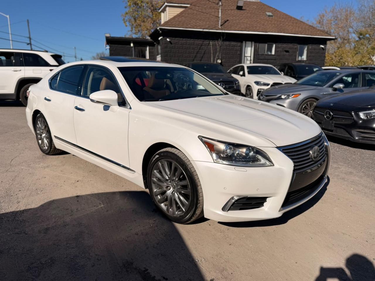 2014 Lexus LS 460 Photo