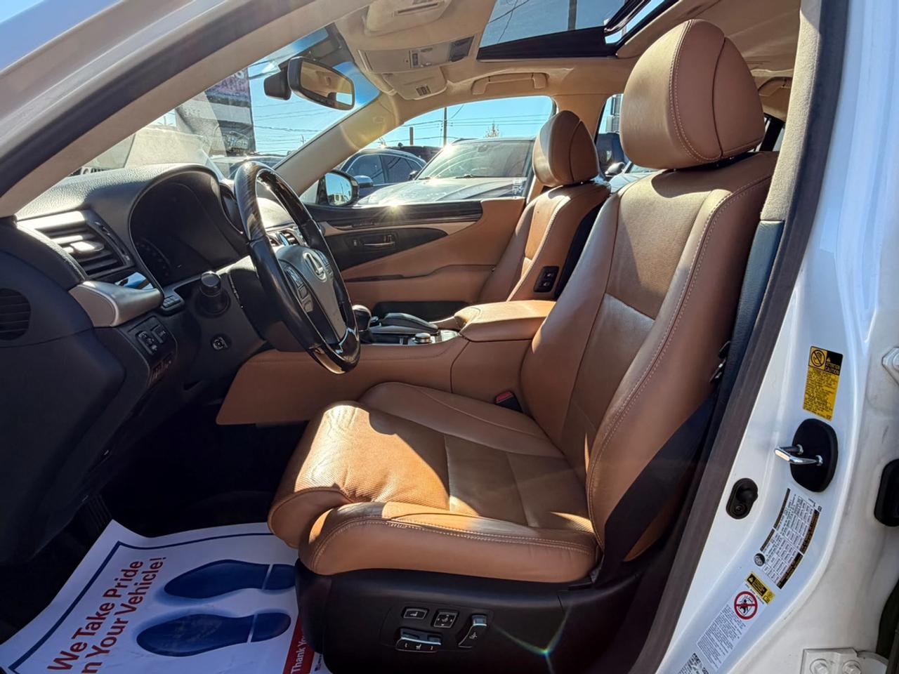 2014 Lexus LS 460 Photo