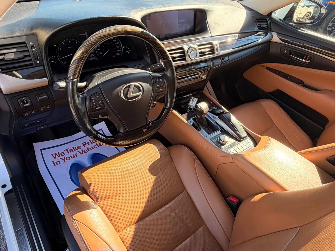 2014 Lexus LS 460 Photo