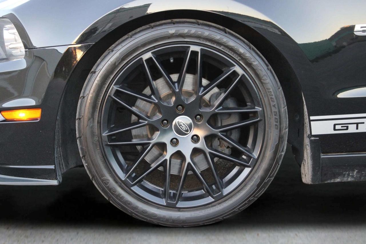 2014 Ford Mustang GT Photo