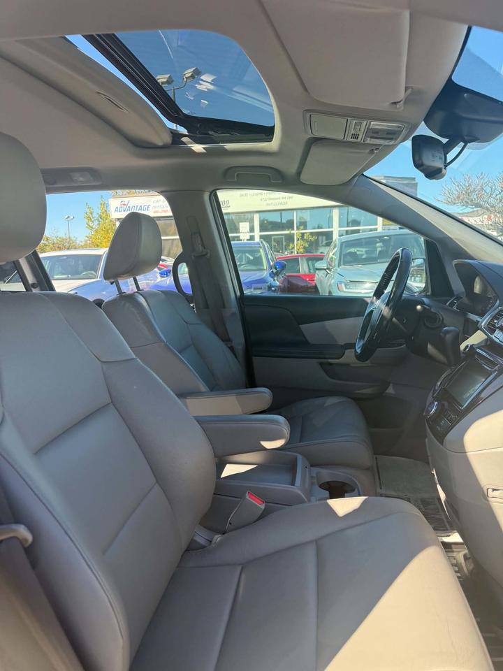 2016 Honda Odyssey EX-L Photo
