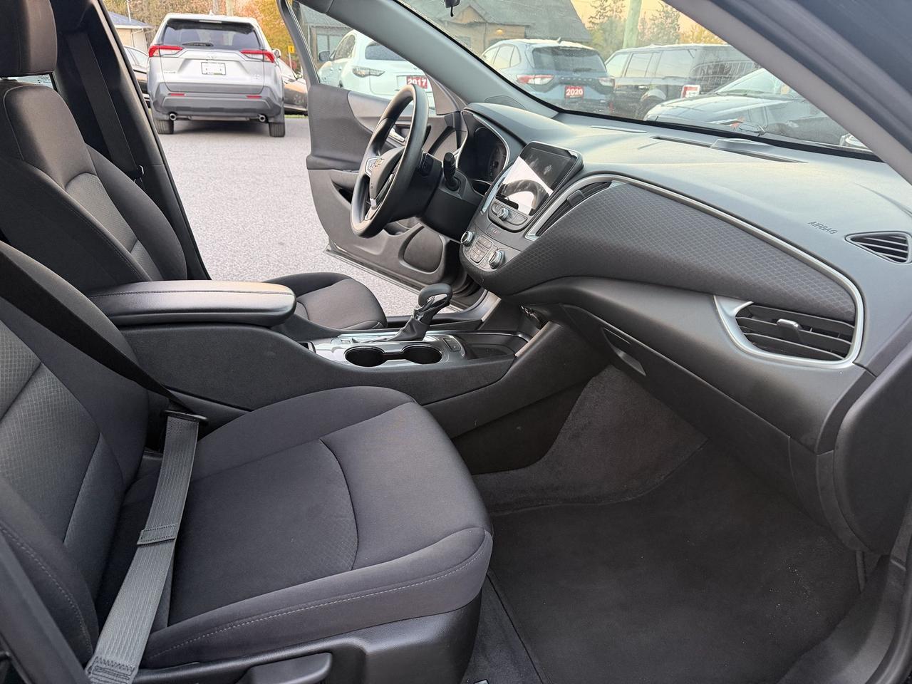 2024 Chevrolet Malibu LT-FACTORY WARRANTY-DRIVE ASSIST-APPLE CARPLAY Photo