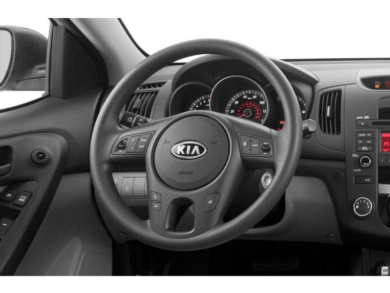 2013 Kia Forte 2.0L EX Photo