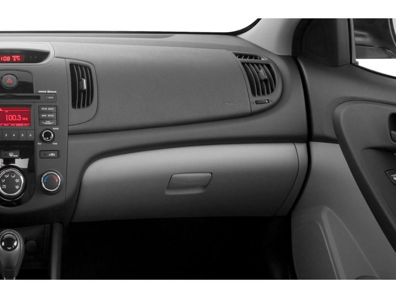 2013 Kia Forte 2.0L EX Photo