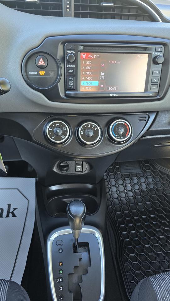 2016 Toyota Yaris l Photo