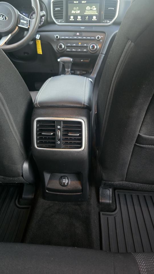 2020 Kia Sportage LX Photo