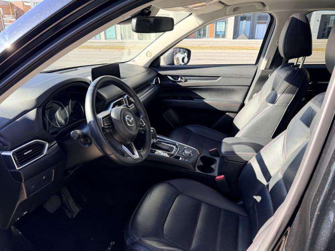 2023 Mazda CX-5 Kuro   AWD   Leather seats Photo