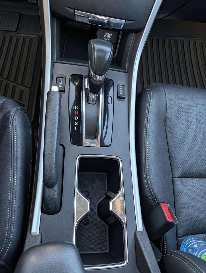 2014 Honda Accord EX-L (No Accidents, Dealer Serviced) Photo