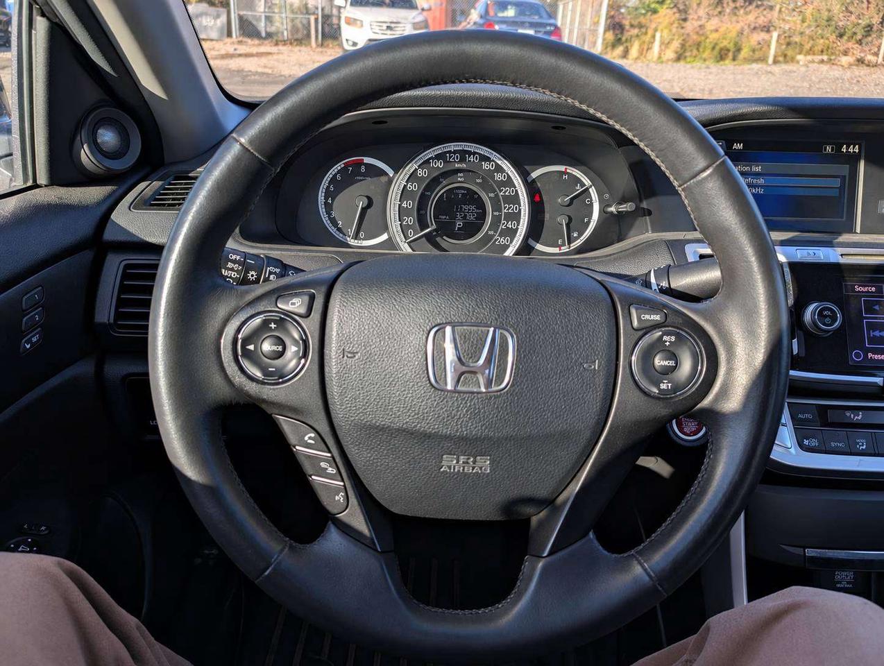 2014 Honda Accord EX-L (No Accidents, Dealer Serviced) Photo