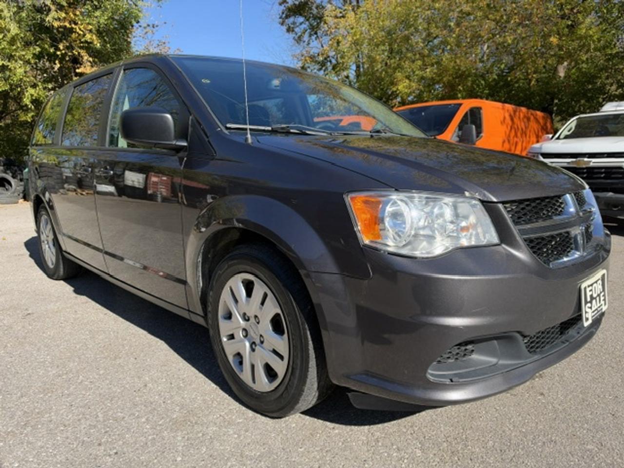 2018 Dodge Grand Caravan SXT 2WD Photo