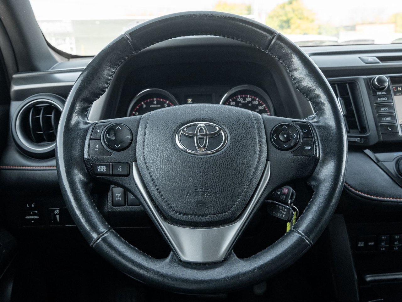 2016 Toyota RAV4 se Photo