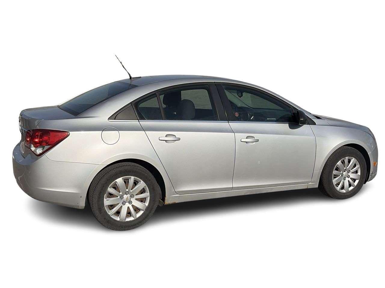 2011 Chevrolet Cruze LS Sedan POWER LOCKS   LOW KMS   NO A/C UNIT   BASE MODEL Photo