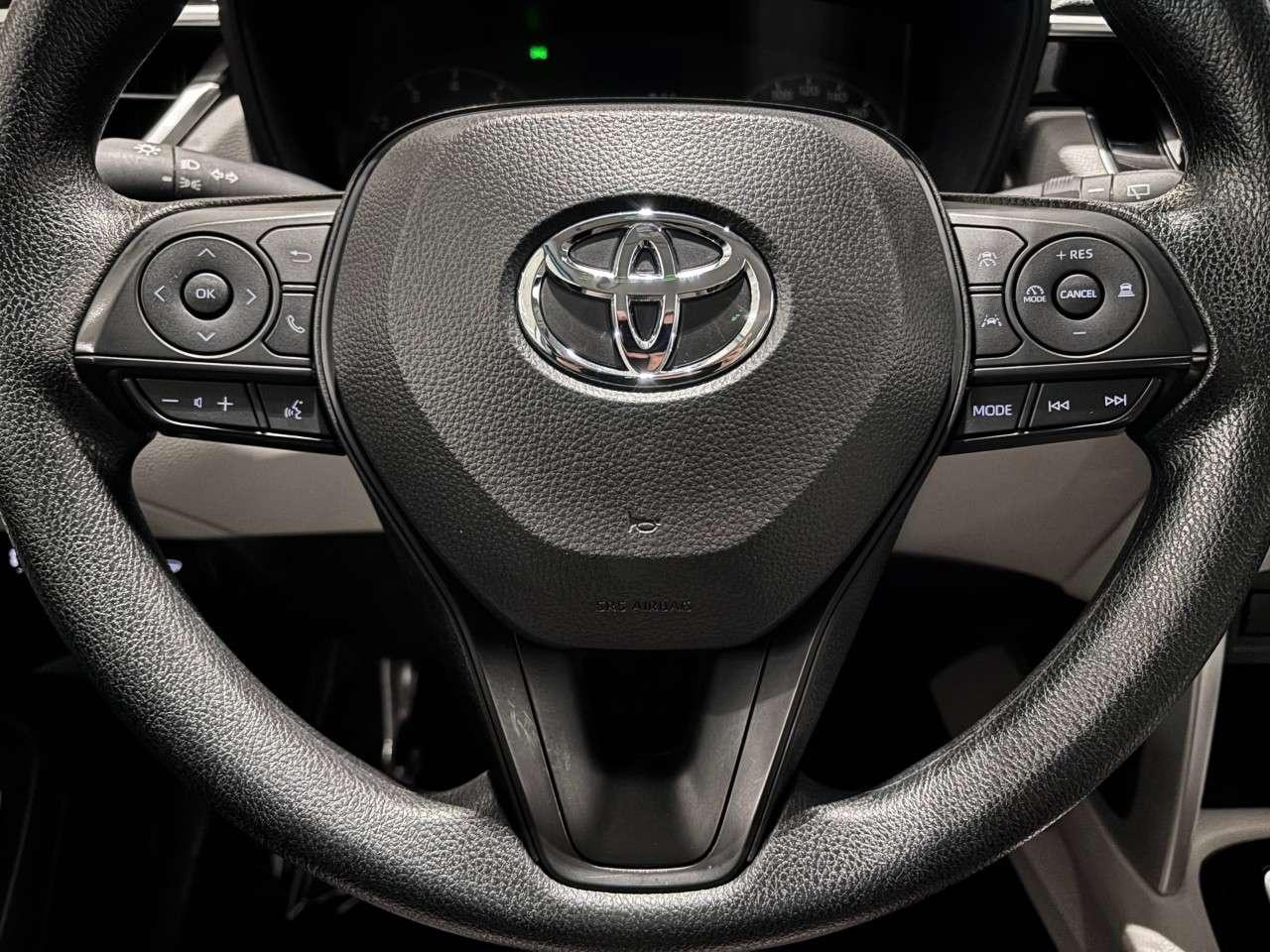 2024 Toyota Corolla Cross L FWD Photo