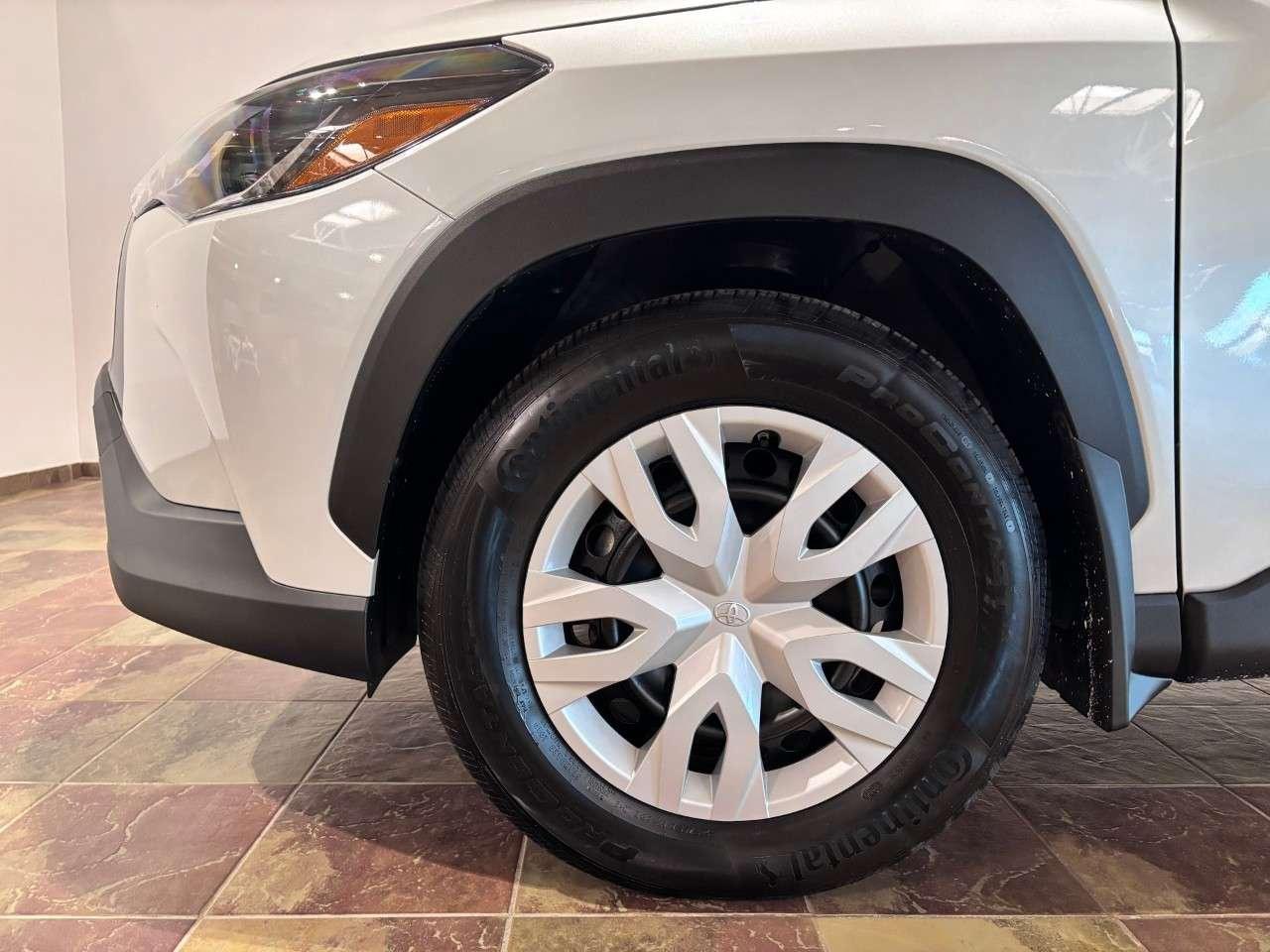 2024 Toyota Corolla Cross L FWD Photo