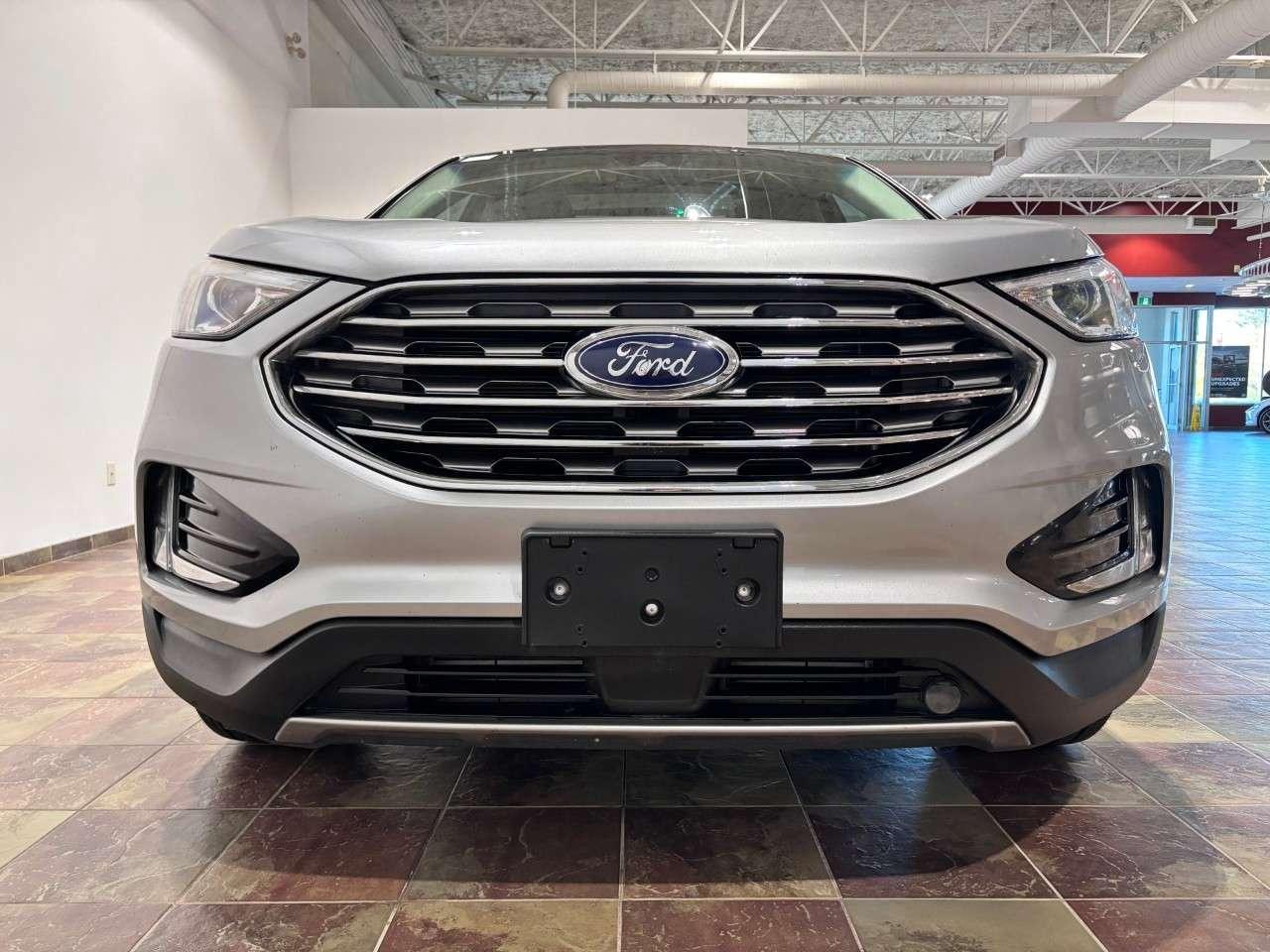 2020 Ford Edge Titanium AWD Photo