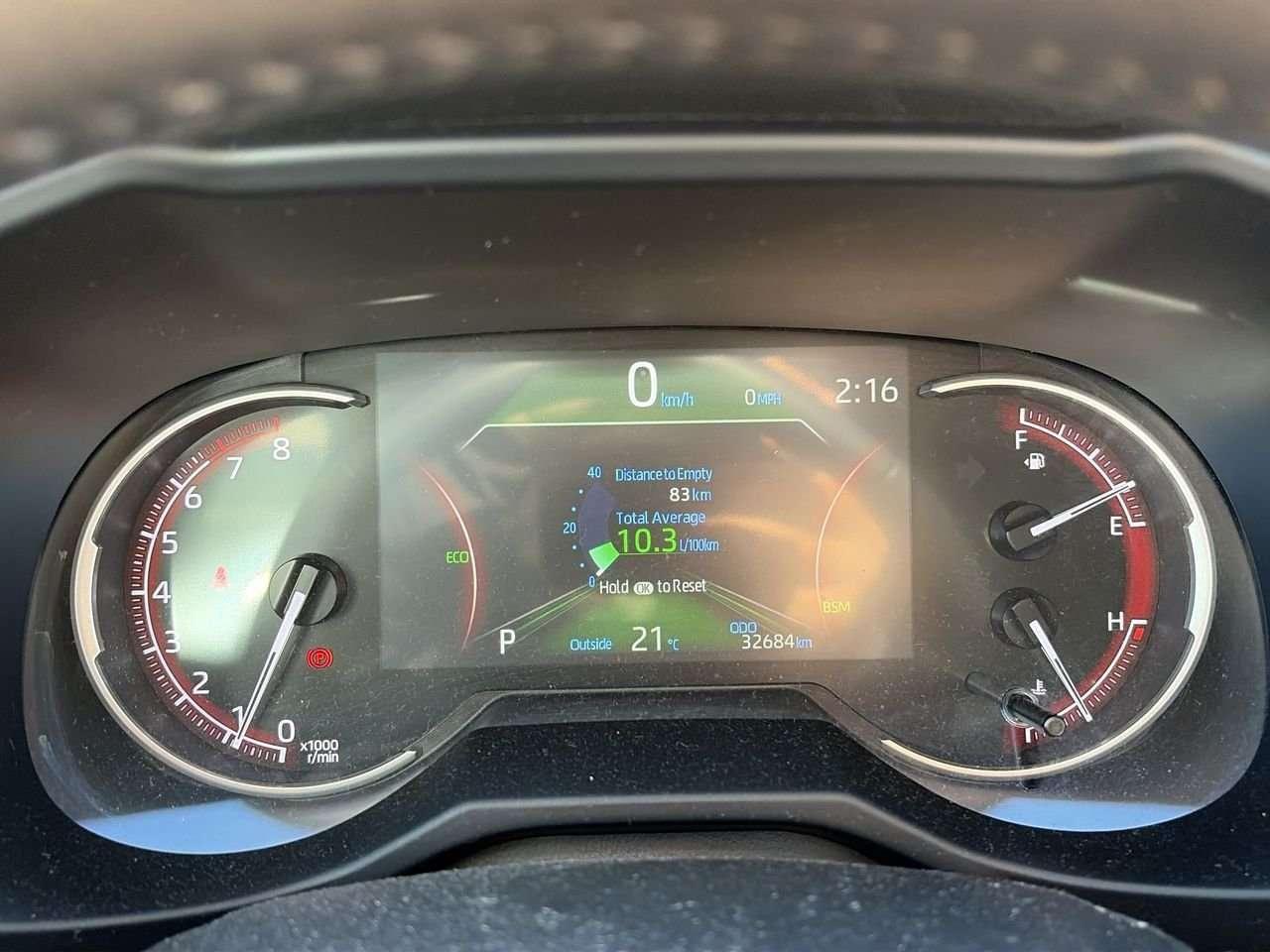 2025 Toyota RAV4 XLE AWD Premium Pkg FINANCED PRICE ADVERTISED   SOFTEX LEATHER   WIRELESS CARPLAY/ANDROID AUTO   HEAT STEER   SUNROOF Photo